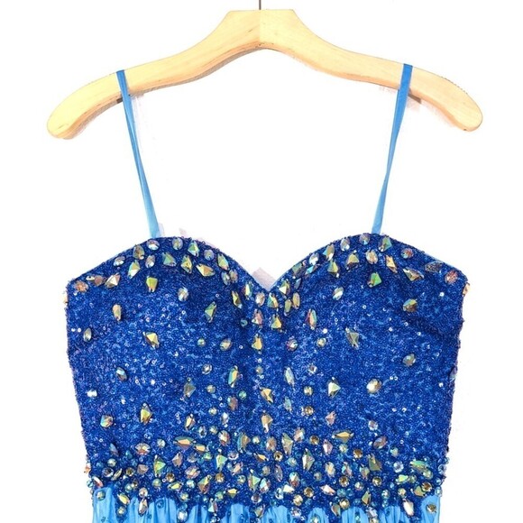 LA FEMME 18767 Jeweled Embellished Convertible Strapless Gown Prom Maxi Dress 2 - Picture 4 of 15